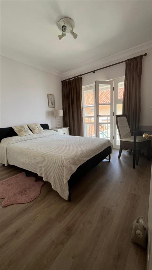 Image of Apartment - 3 Bedrooms - 2 Bathrooms for Rental in Ragged Staff Wharf-Gibraltar, Image 10